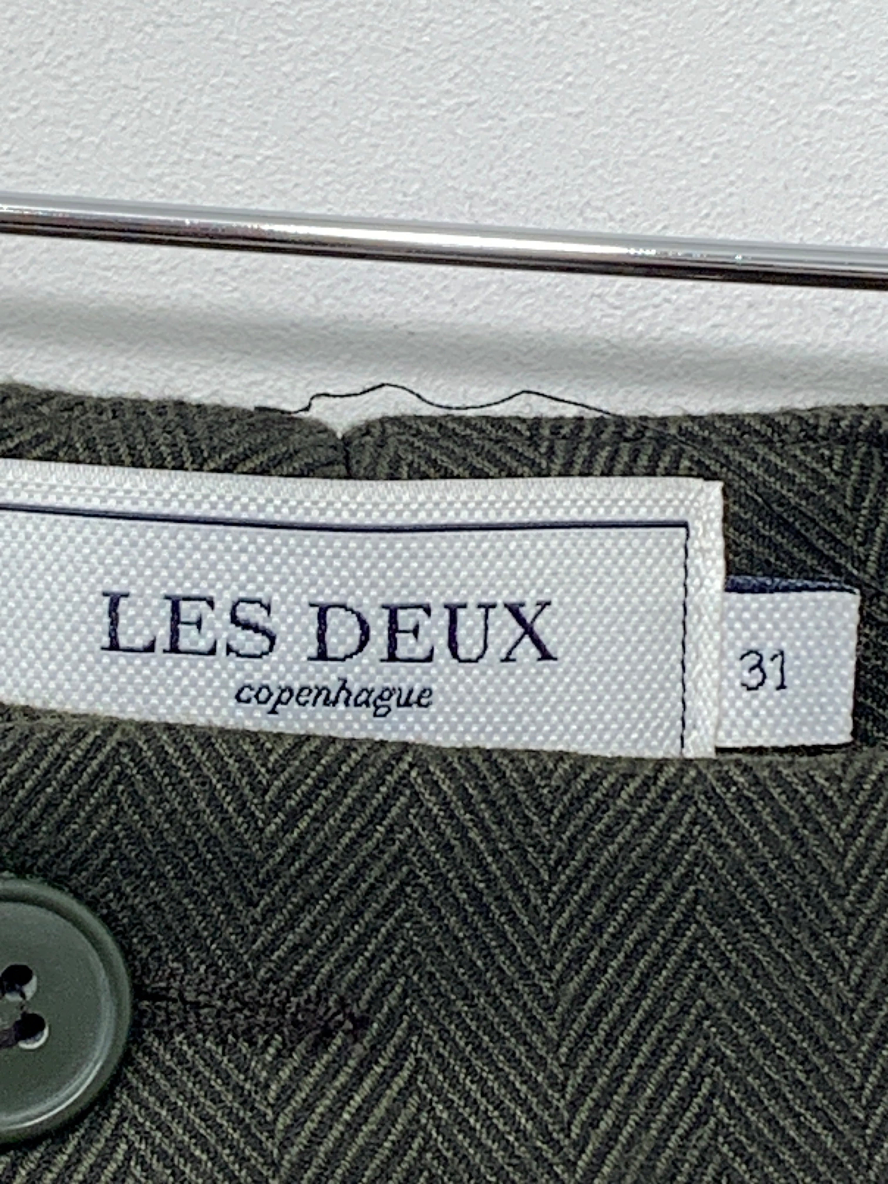 Les Deux Bukser